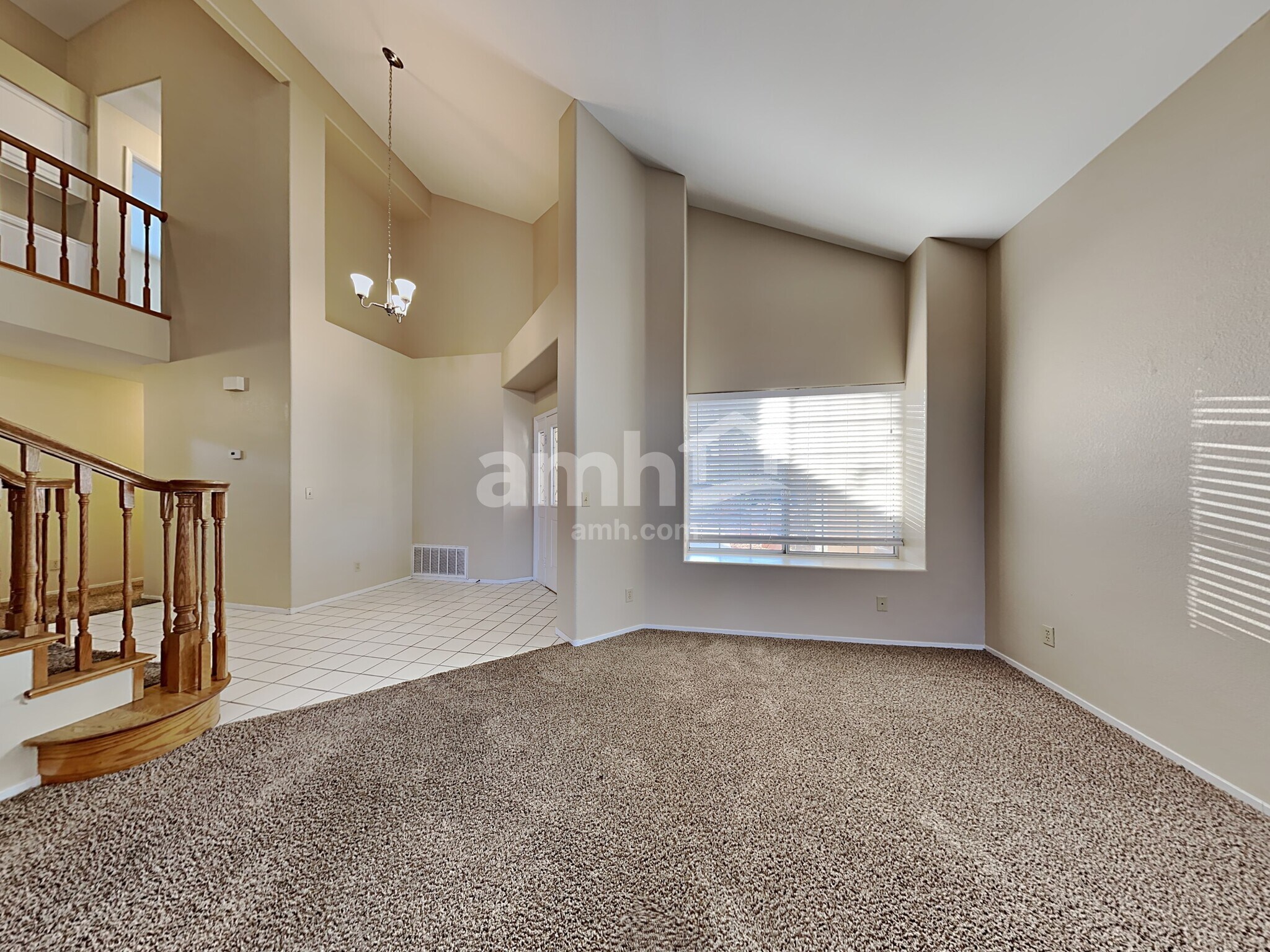 Building Photo - 288 Vallarte Dr