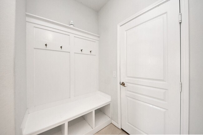Building Photo - 5118 Kingship Ct