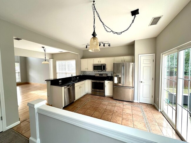 Building Photo - 2008 Chinabrook Ct