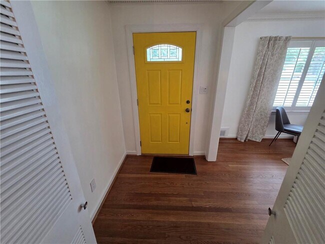 Building Photo - 2129 Pine Forest Dr NE