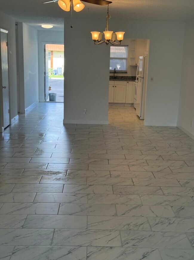 Building Photo - 5780 Fernley Dr