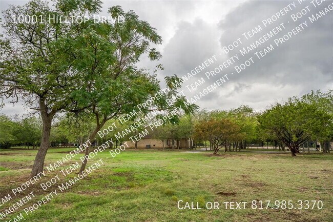 Building Photo - 10001 Hill Top Dr