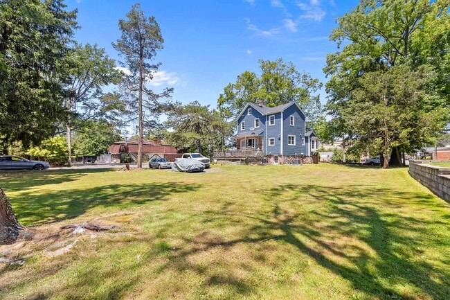 Building Photo - 56 E Madison Ave