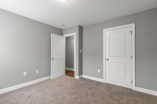 Building Photo - 2713 Buckingham Rd NW
