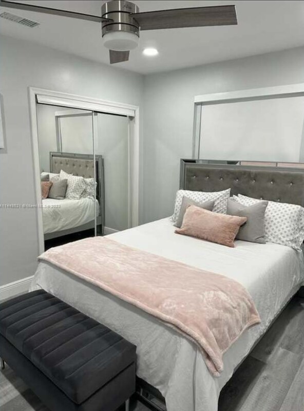 Building Photo - 1711 N 50th Ave