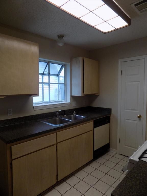 Building Photo - 3016 Blue Pine Ln