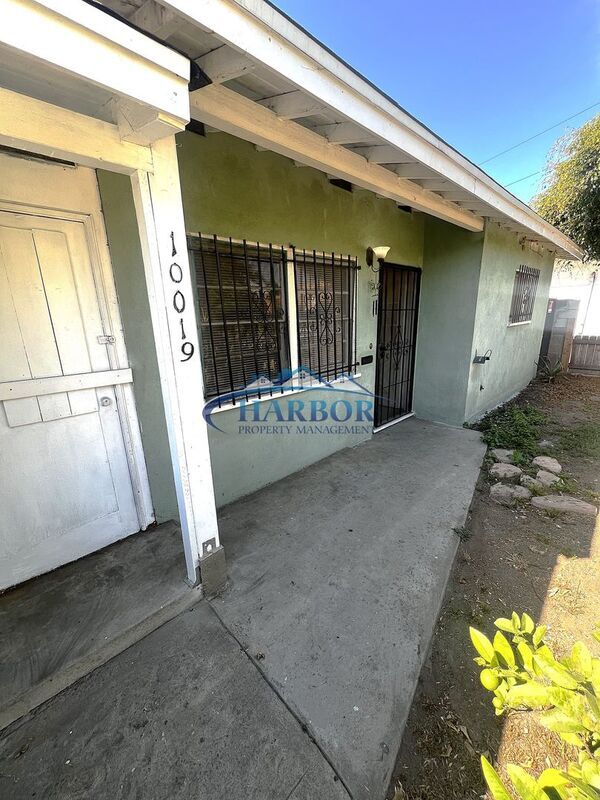 Primary Photo - 10019 S Felton Ave