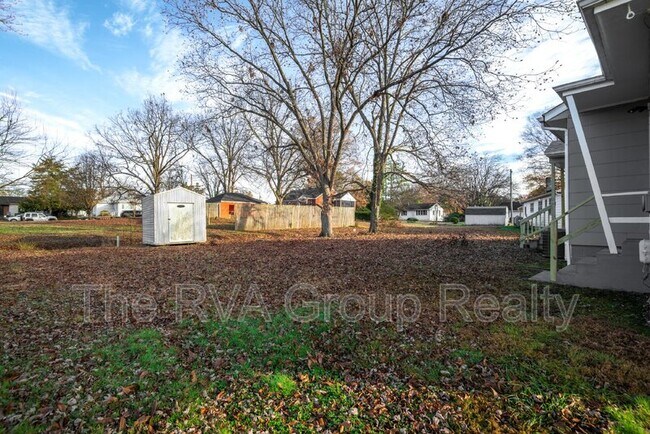 Building Photo - 2407 Bluefield St