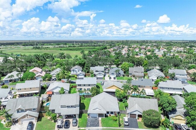 Building Photo - 12265 NW 32nd Manor