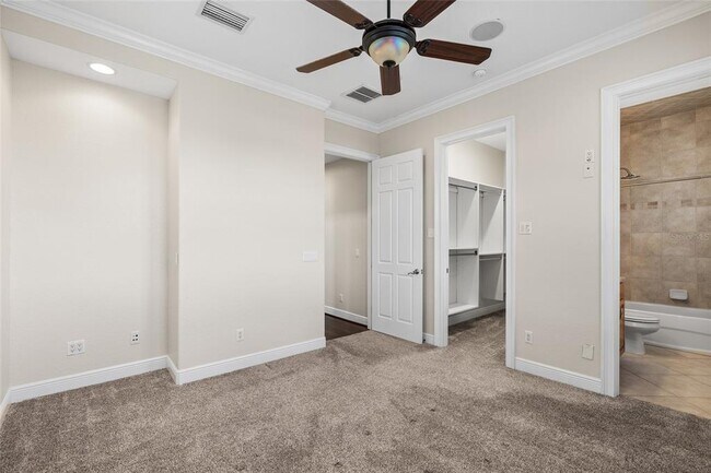 Building Photo - 6002 Printery St