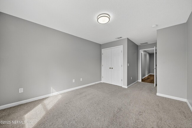 Building Photo - 834 Black Cherry Dr S