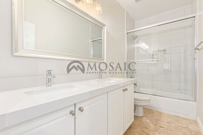 Building Photo - 745 W Citrus Way