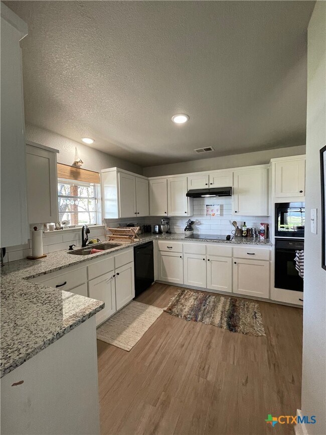 Building Photo - 6315 Beau Allen Ct