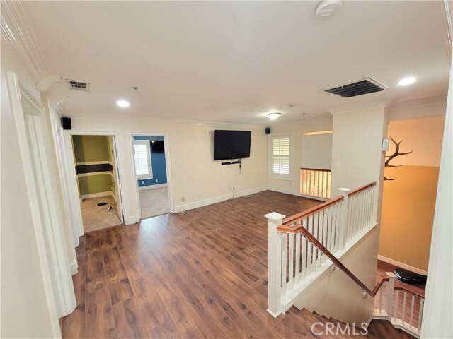 Building Photo - 3051 Portola St