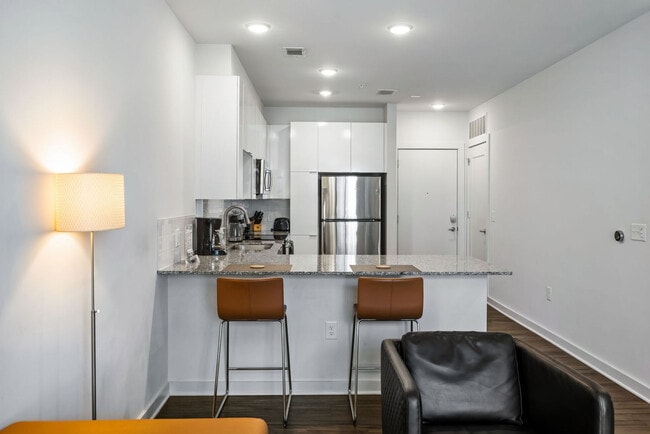 Building Photo - 1270 Spring St NW