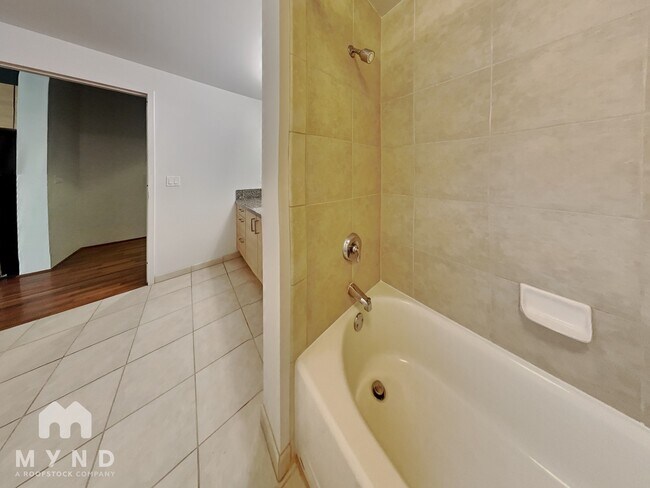 Building Photo - 1818 L St