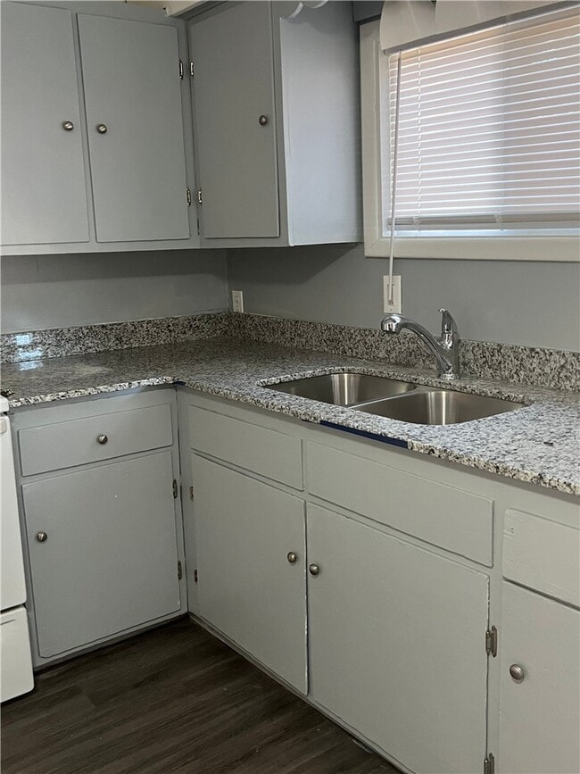 Building Photo - 10 Brig Dean Rd