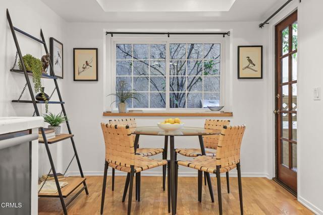 Building Photo - 640 S Lake Ave