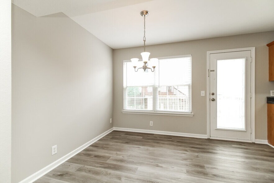 Building Photo - 1552 James Gafford Dr