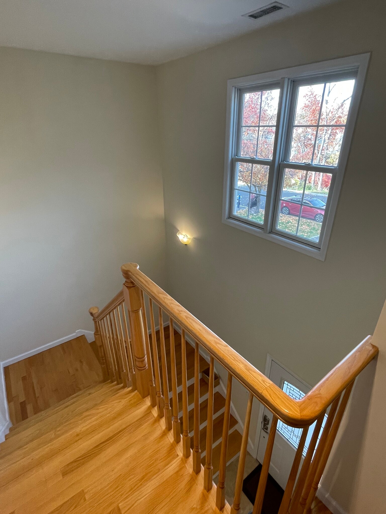 Building Photo - 292 Hemlock Ter