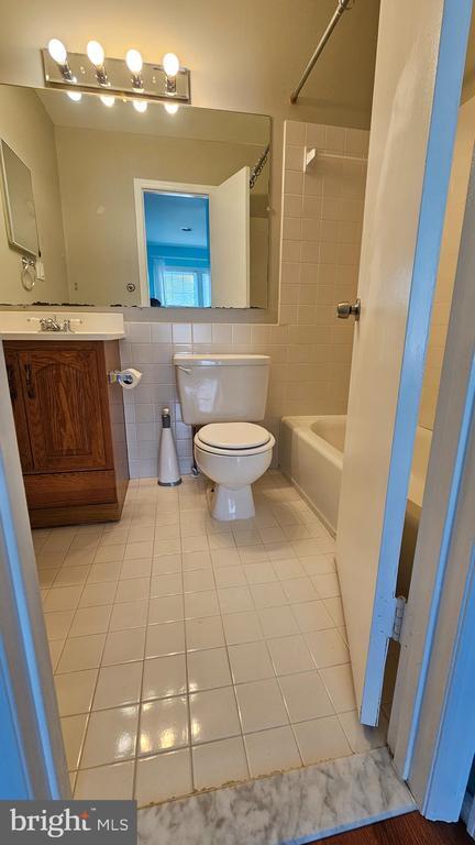 Building Photo - 6008 Rabbit Hill Ct