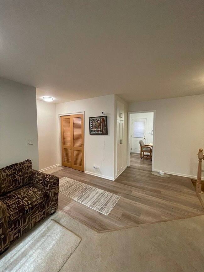 Building Photo - 8326 Christiana Ave