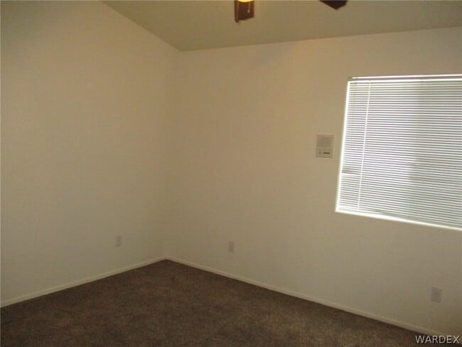 Building Photo - 2164 Hi Jolly Dr