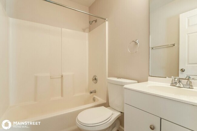 Building Photo - 1201 Garden Village Dr, Florissant, MO 63031