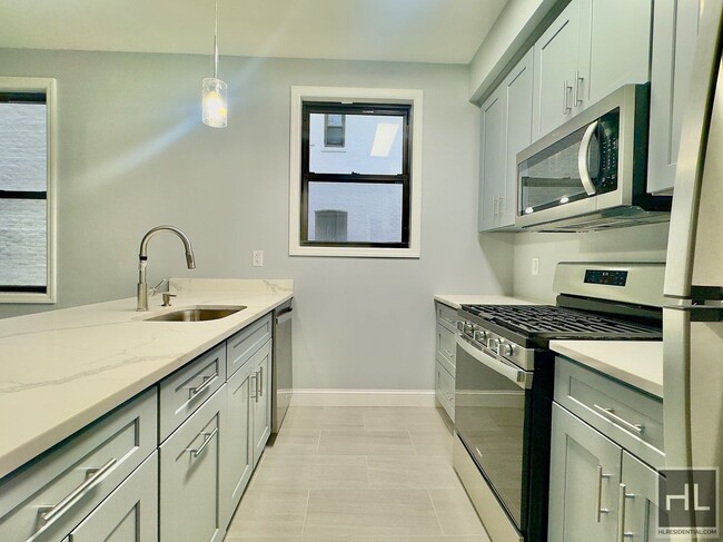 Building Photo - 3 Bedroom on 78 Street Bay Ridge