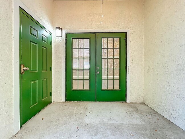 Building Photo - 145 Reserve Cir