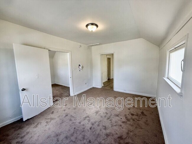 Building Photo - 3617 W 46th St