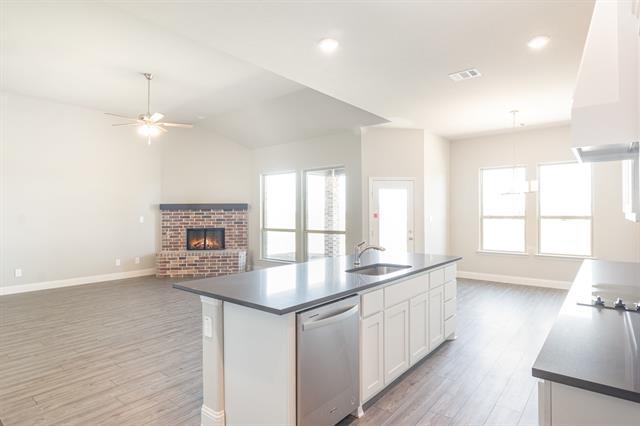 Building Photo - 630 Crystal Lk Ln