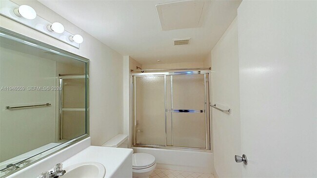 Building Photo - 12651 SW 16th Ct