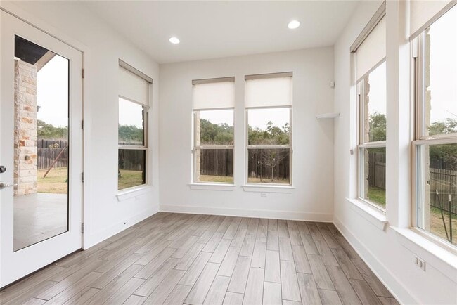 Building Photo - 12905 Padua Dr
