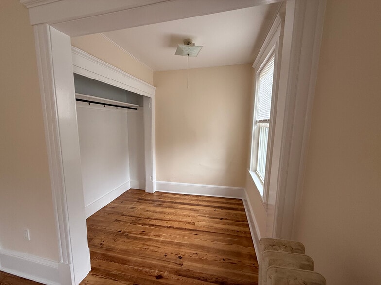 Building Photo - 38 Chickering St