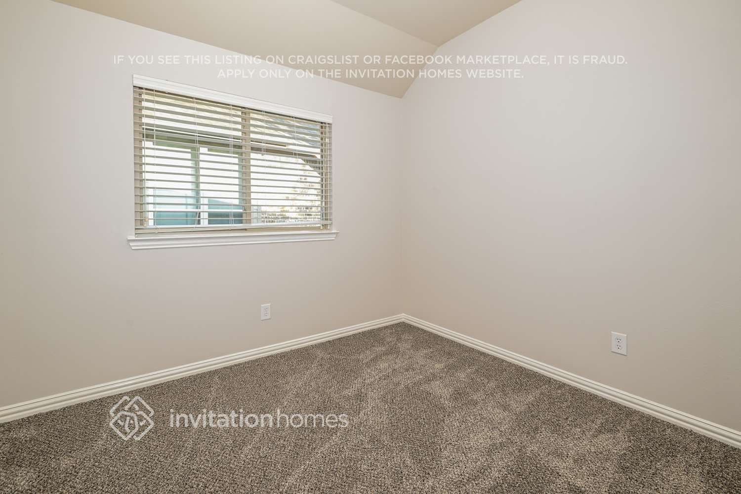 Building Photo - 807 Miramar Dr