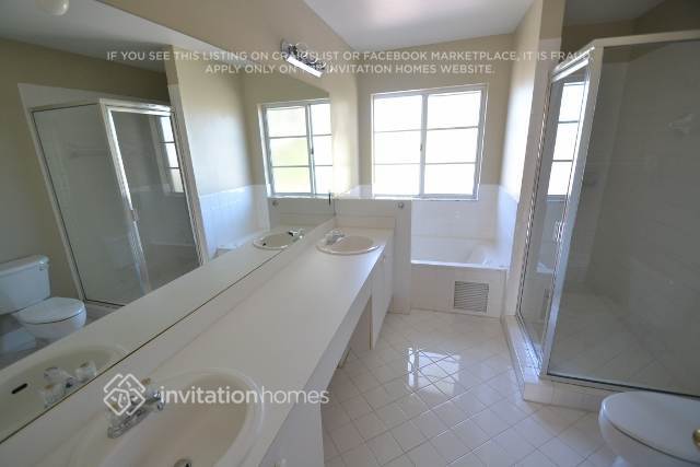 Building Photo - 13517 SW 118th Passage