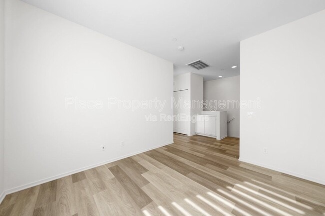 Building Photo - 1708 Cal Orchid Pl