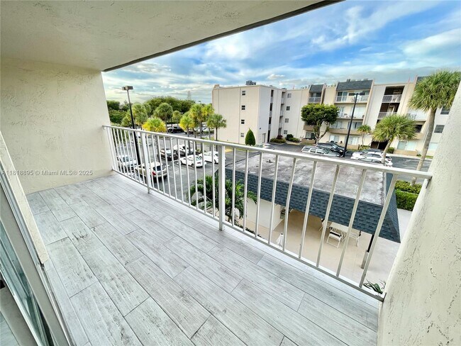 Building Photo - 7777 SW 86th St