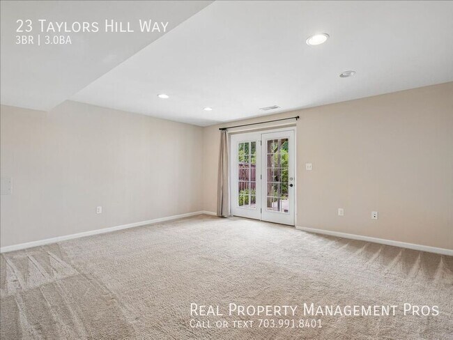 Building Photo - 23 Taylors Hl Wy