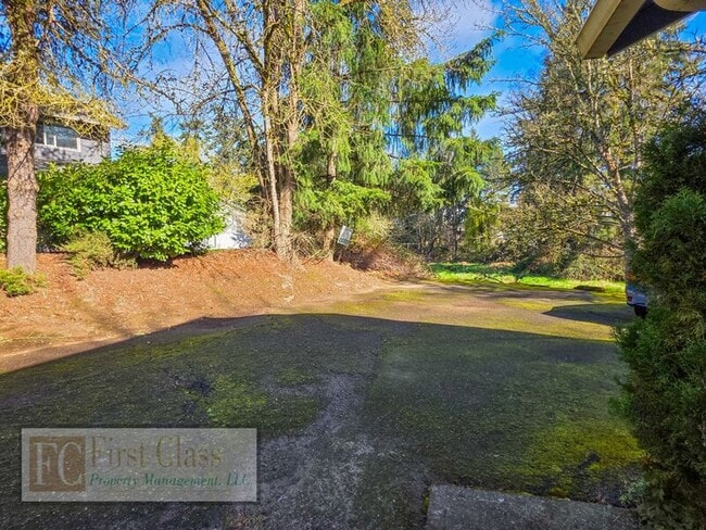 Building Photo - 19465 NW Mahama Pl