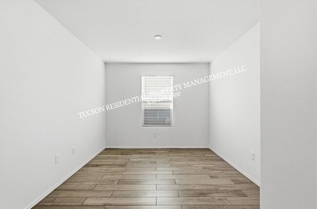 Building Photo - 8839 E Raven Hill Wy