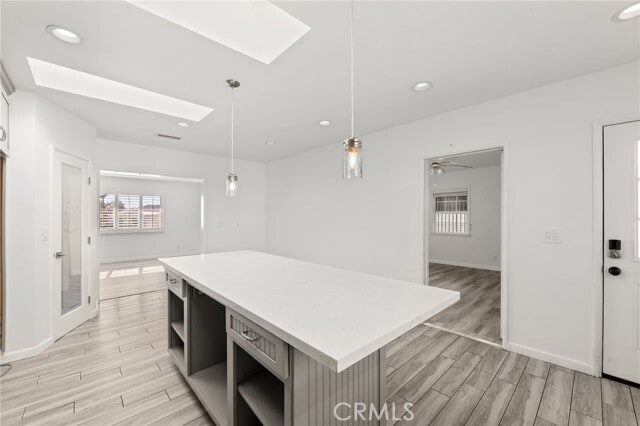 Building Photo - 587 E Arrow Hwy