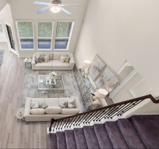 Building Photo - 4420 Mimic Dr