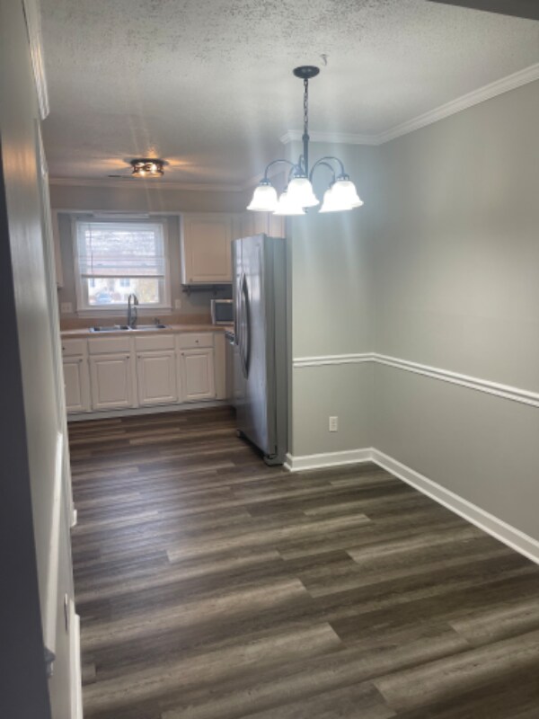 Building Photo - 1139 Glendale Dr