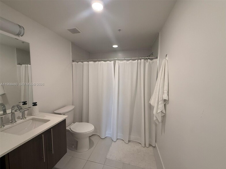 Building Photo - 7661 NW 107th Ave