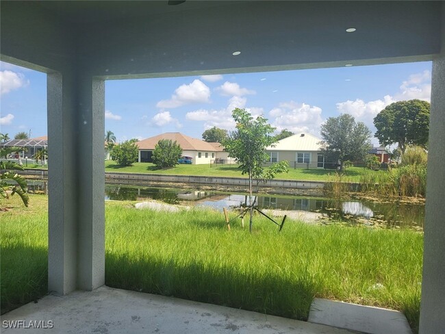 Building Photo - 855 SW 15th Terrace