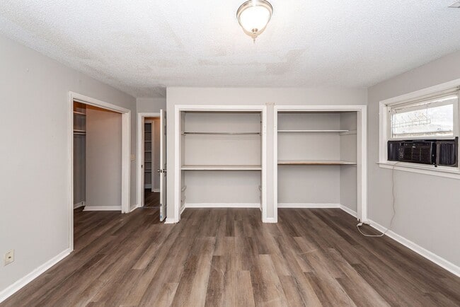 Building Photo - 4 Bedroom, 2.5 Bathroom Home on James Island