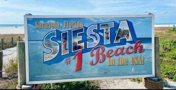 Building Photo - 5247 Carmilfra Dr