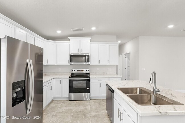 Building Photo - 1063 Grantham Ln